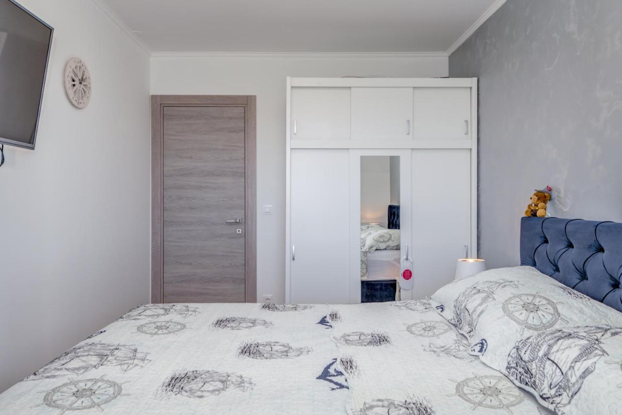 Ferienwohnung Searenity Split Exterior foto
