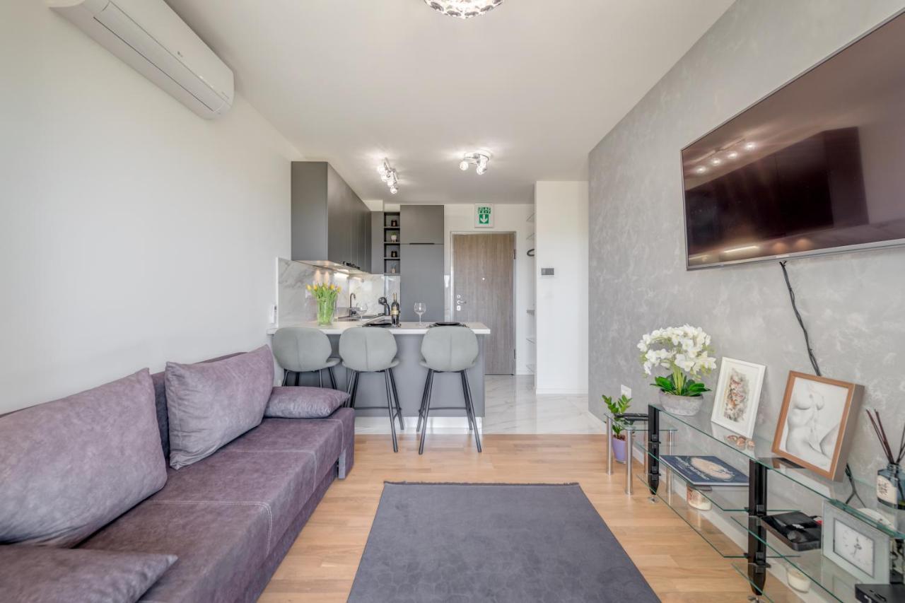 Ferienwohnung Searenity Split Exterior foto